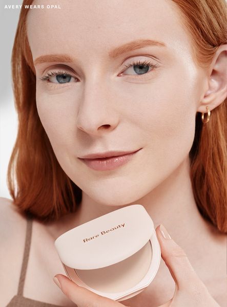 Компактна пудра Rare Beauty True To Myself Tinted Pressed Finishing Powder Opal rb9 фото